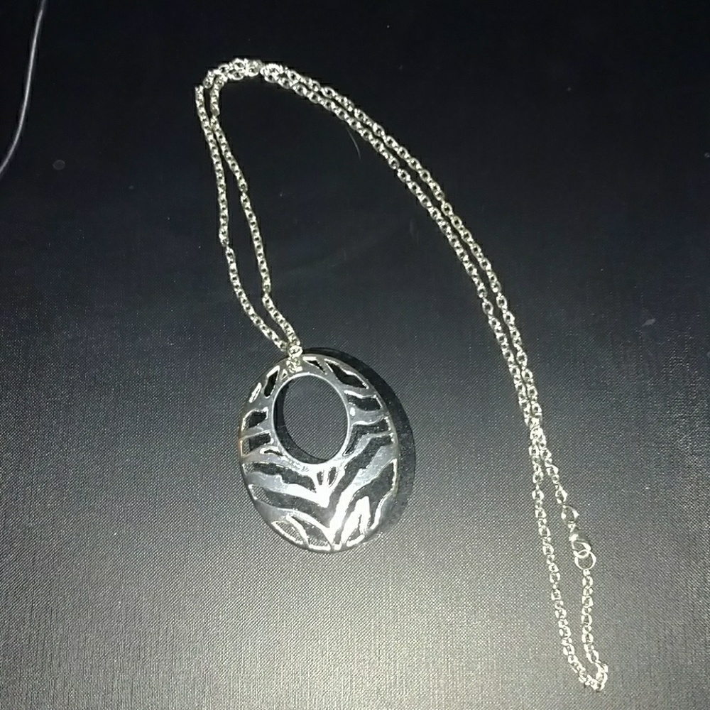 Large necklace